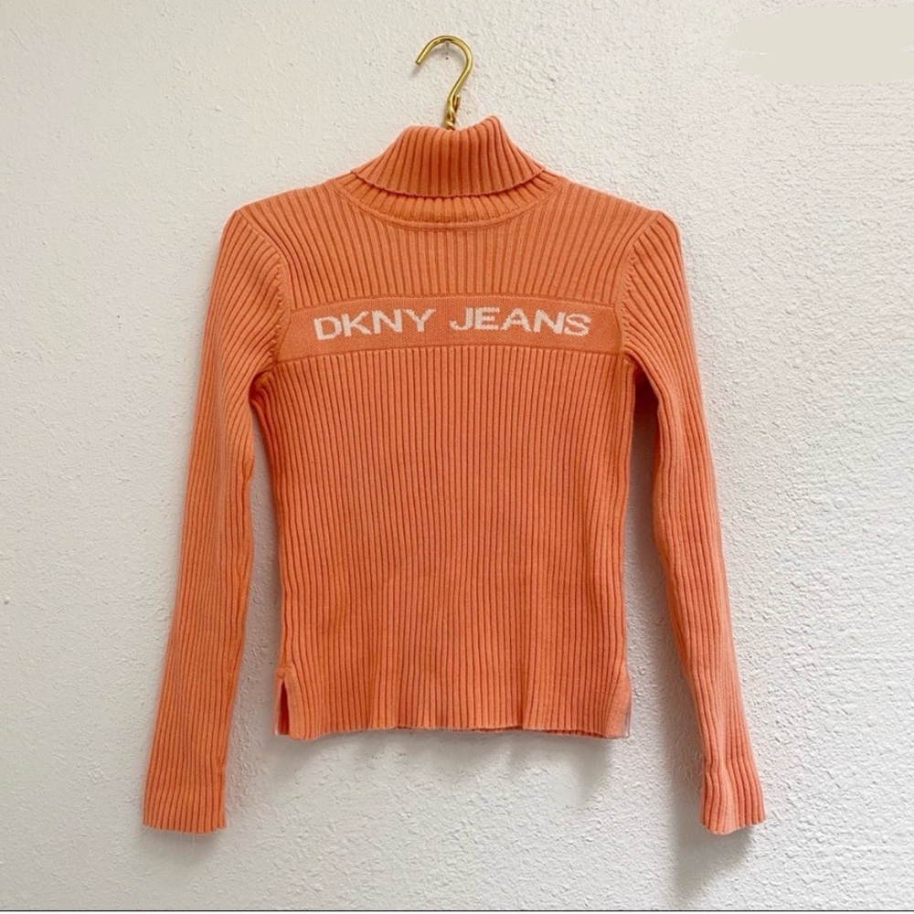 dkny jeans • y2k long sleeve turtleneck sweater